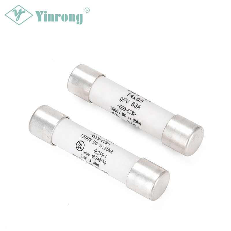 1500VDC 63A 14 × 65mm Tautan Sekering PV Surya