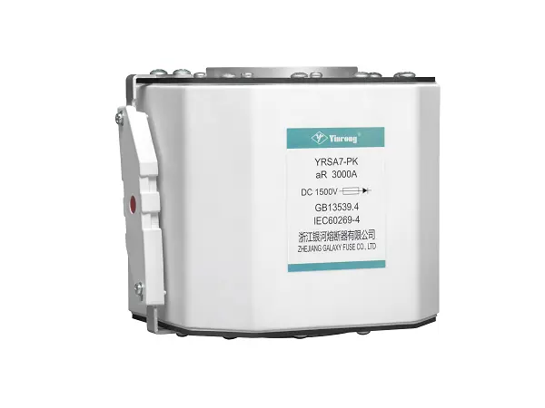 Bagaimana Sekering Berkecepatan Tinggi Badan Persegi Meningkatkan Keamanan Sistem